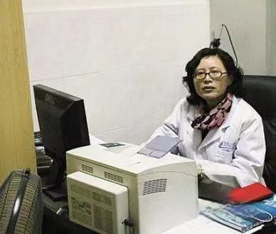蘭越峰最新動態(tài)，多面視角解讀與個人立場分析